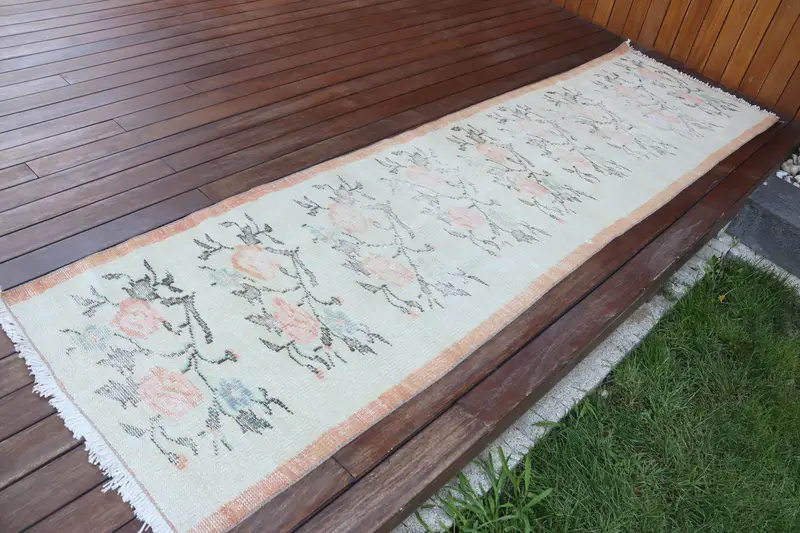 Vintage Oushak Runner Halı 2,5x9,4 ft (76x287 cm), Türk Beyaz Oryantal Yün Halı - 1