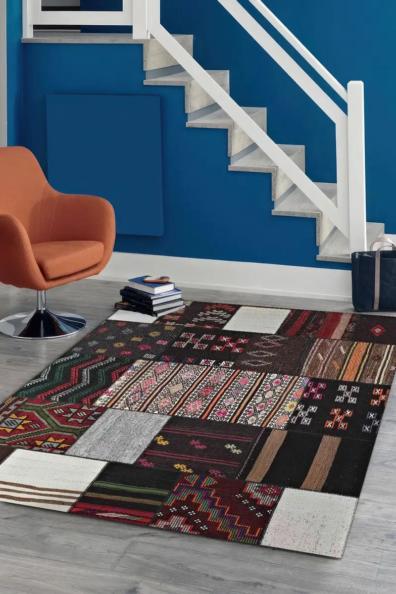 エレガントなプリントラグ：モダンなデザイン、柔らかい生地、ユニークなパターン。