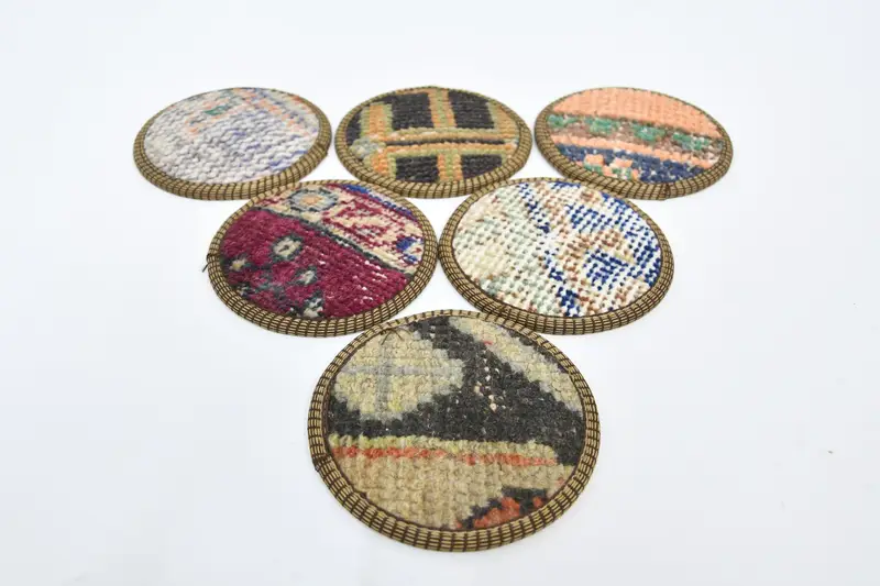 Posavasos marrones y bronce, posavasos de alfombra elegantes y duraderos