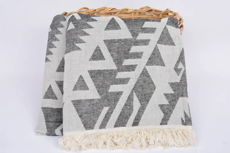 Travel Towel, Summer Gift, Home Decor Towel, Sand-resistant towel, Luxury Turkish Bath Towel, Monogrammed Beach Towel, 76x40 Cotton Geometric Towel - 6