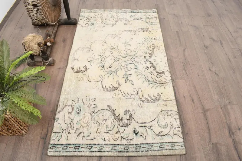 Vintage Turkish Oushak Rug 3x5.5 ft (91x169 cm), White Striped Wool Rug - 1