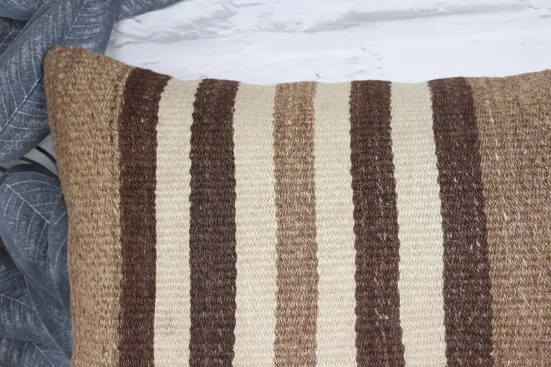 Cushion Case, Kilim Rug Pillow Case, Anatolian Pillow Cover, Throw Kilim Pillow, Vintage Pillow, Antique Pillows, 10x20 Brown Cushion Case - 2