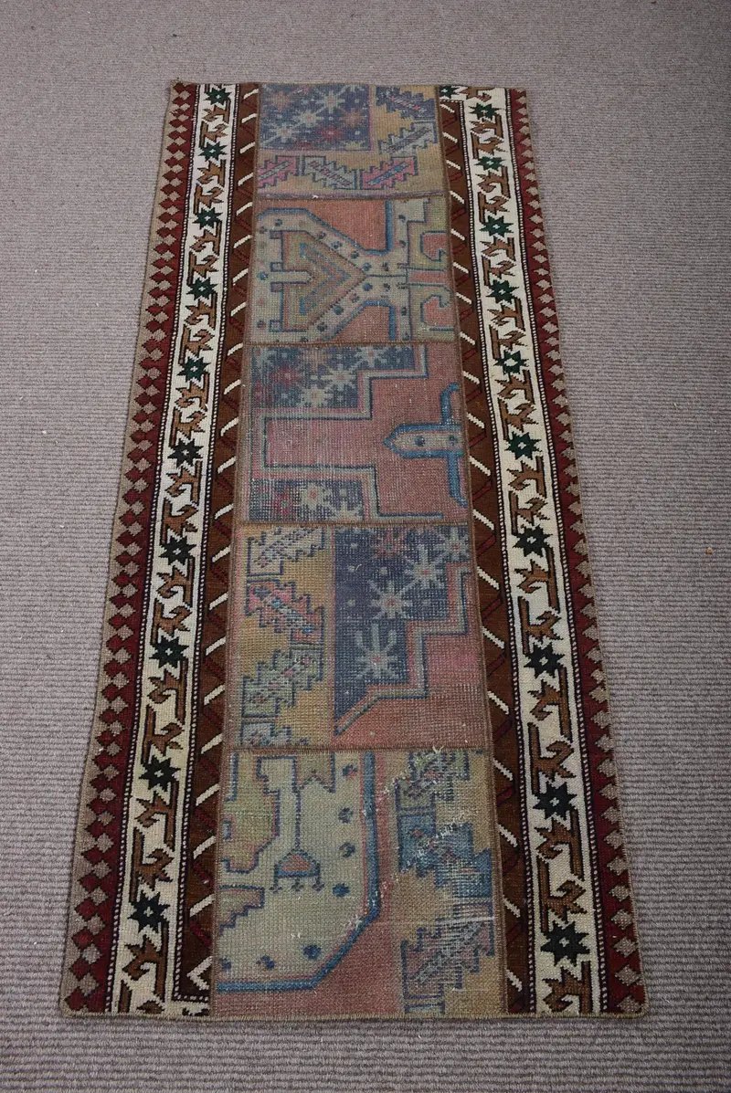 Lila Orientteppich, 2,3 x 5,5 Fuß, elegantes Dekor