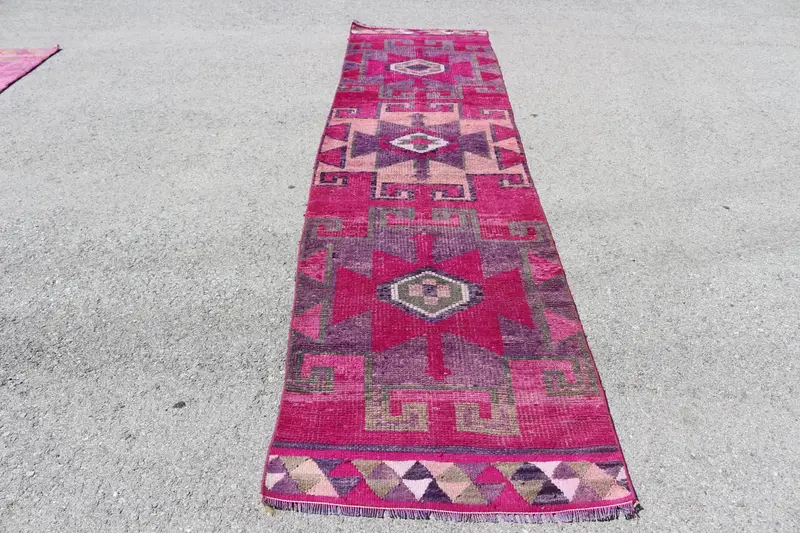 Vintage Runner Rug 2.9x12.3 ft, Turkish Herki Pink Abstract Wool Rug - 1