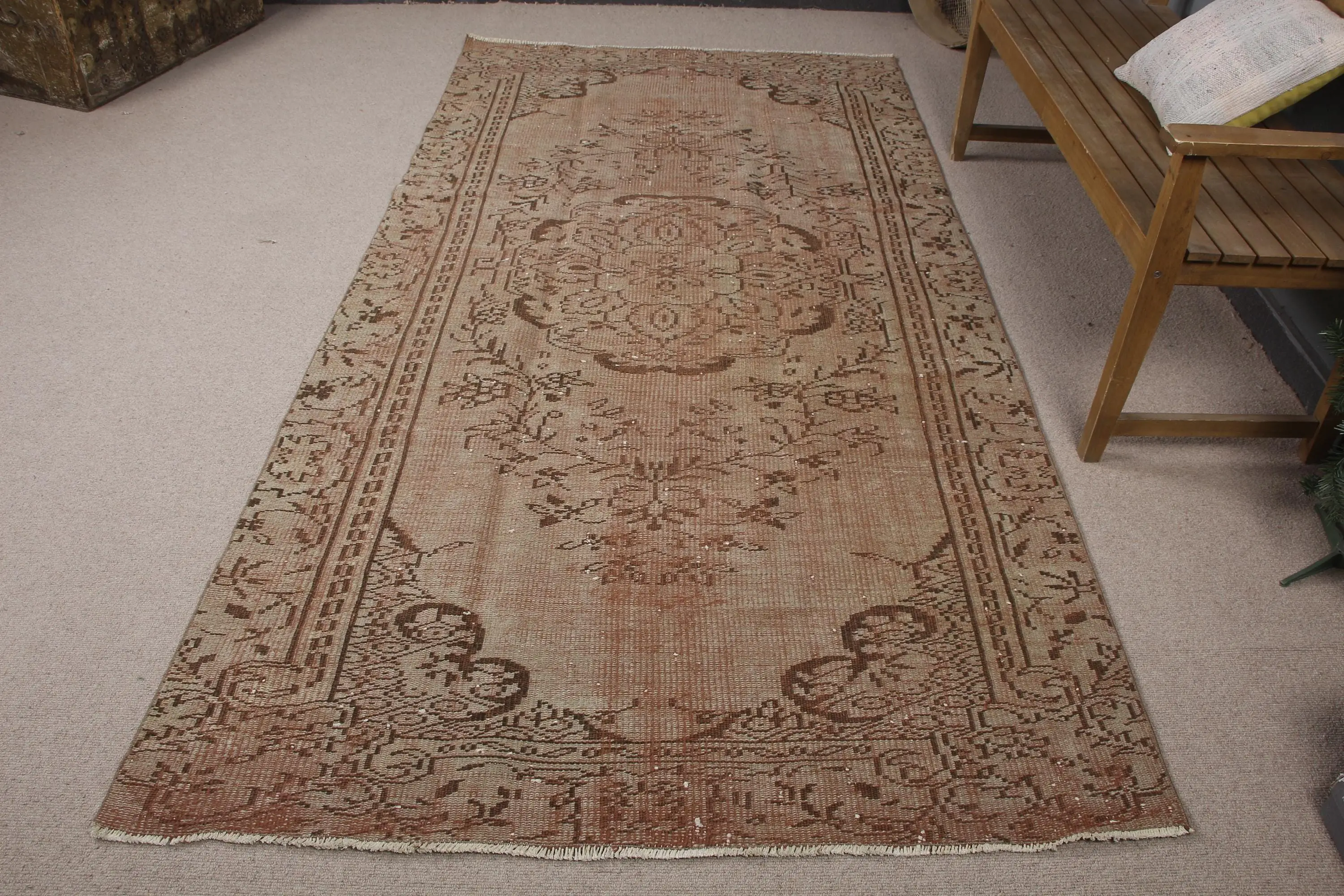 Türk Vintage Halısı, Büyük 4.8x8.7 ft (145x266 cm) Halı, Kahverengi Çizgili Yün Halı - 1