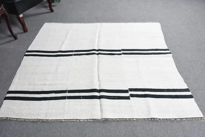 Alfombra turca de área 5,2x5,5 pies (157x169 cm), alfombra vintage Kilim White Ombré - 1