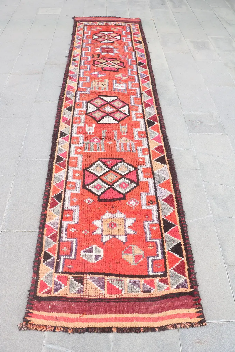 Kırmızı & Siyah Halı, 2,7x11,7 ft Geometrik Çiçek Desenli