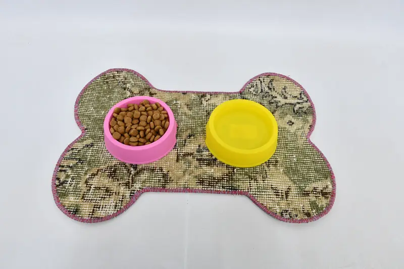 Rahat Yeşil ve Bej Pamuklu Evcil Hayvan Matı, Emici Köpük Dolgulu Ped