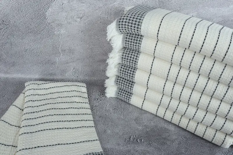 Home Decor Towel, Traditional Turkish peshtemal for hammam, Custom Wedding Gift, 70x40 Cotton Waffle Towel, Gifts For Him, Wedding Favors - 2