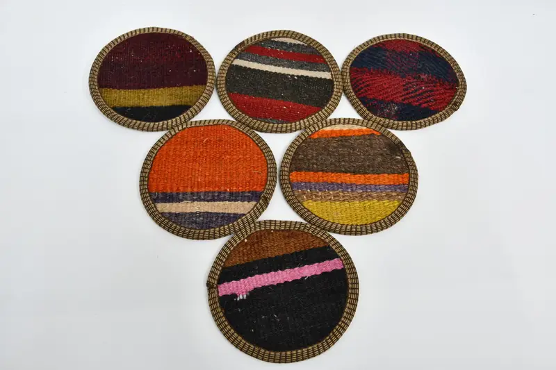 Elegantes posavasos a rayas naranjas y marrones, exclusivo juego de posavasos de alfombras