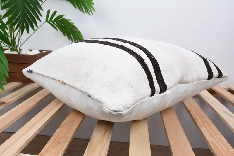 Antique Pillows, Cozy Throw Cushion, Pillow for Sofa, Kilim Pillow Cover, 20x20 White Pillow, Pillow Sham, Pattern Throw Cushion Cover - 6