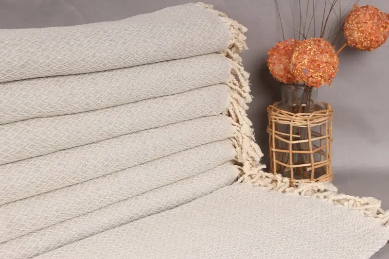 Light Gray Diamond Organic Cotton Towel, 40x71 Inches