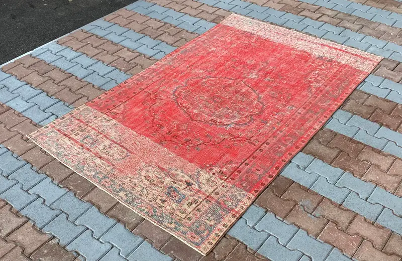 Zarif Pembe ve Bej Halı, 4,9x7,9 ft Çiçek ve Geometrik