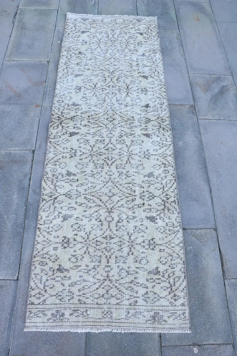 Zarif Yeşil Halı, 2,2x6,8 ft Bordürlü Tasarım