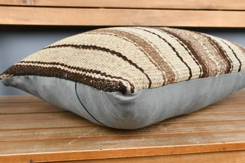 Ethnical Kilim Rug Pillow, Cushion Cover, Neutral Throw Cushion Cover, 16x24 Beige Pillow Case, Turkish Pillow, Pillow for Couch - 3