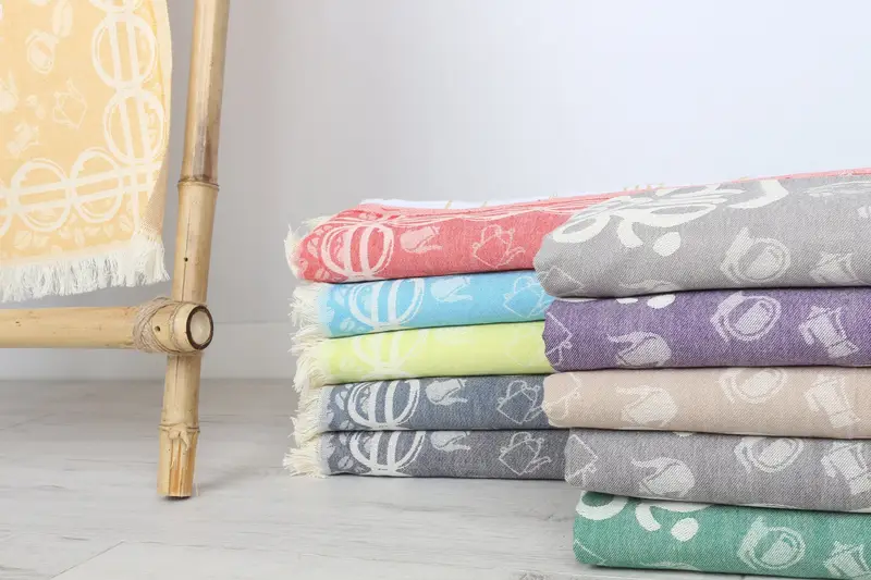 Geschenke für ihn, Hochzeitsbevorzugungen, maßgeschneidertes Handtuch, Monogramm Küchentuch, bestes Hochzeitsgeschenk, Hauswärmegeschenk, 28x20 Baumwollkaffee gemustertes Handtuch - 2