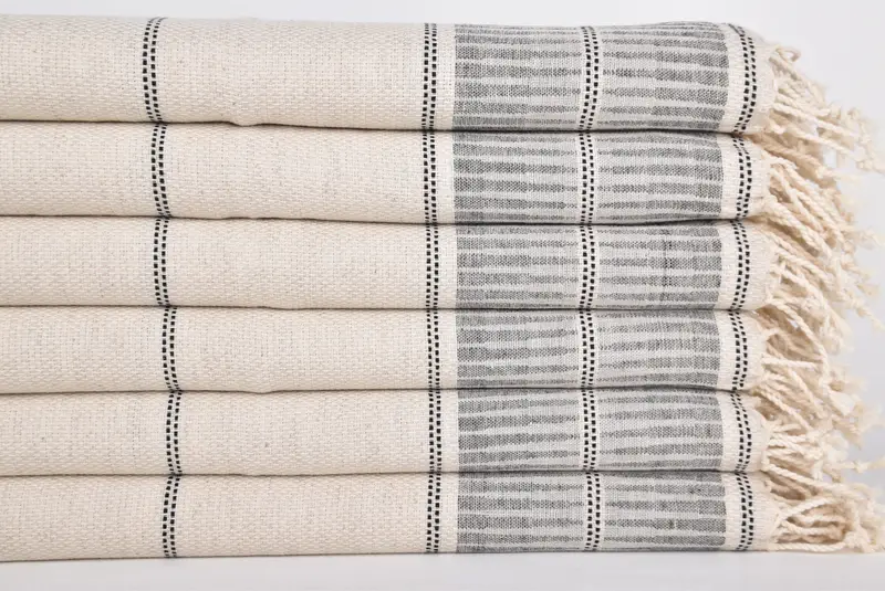 Onun için hediye, monogram çay havlu, kişiselleştirilmiş hediyeler, ev için hediye, 40x20 keten çizgili havlu, nedime hediyeleri, kişiselleştirilmiş bulaşık havlu - 2