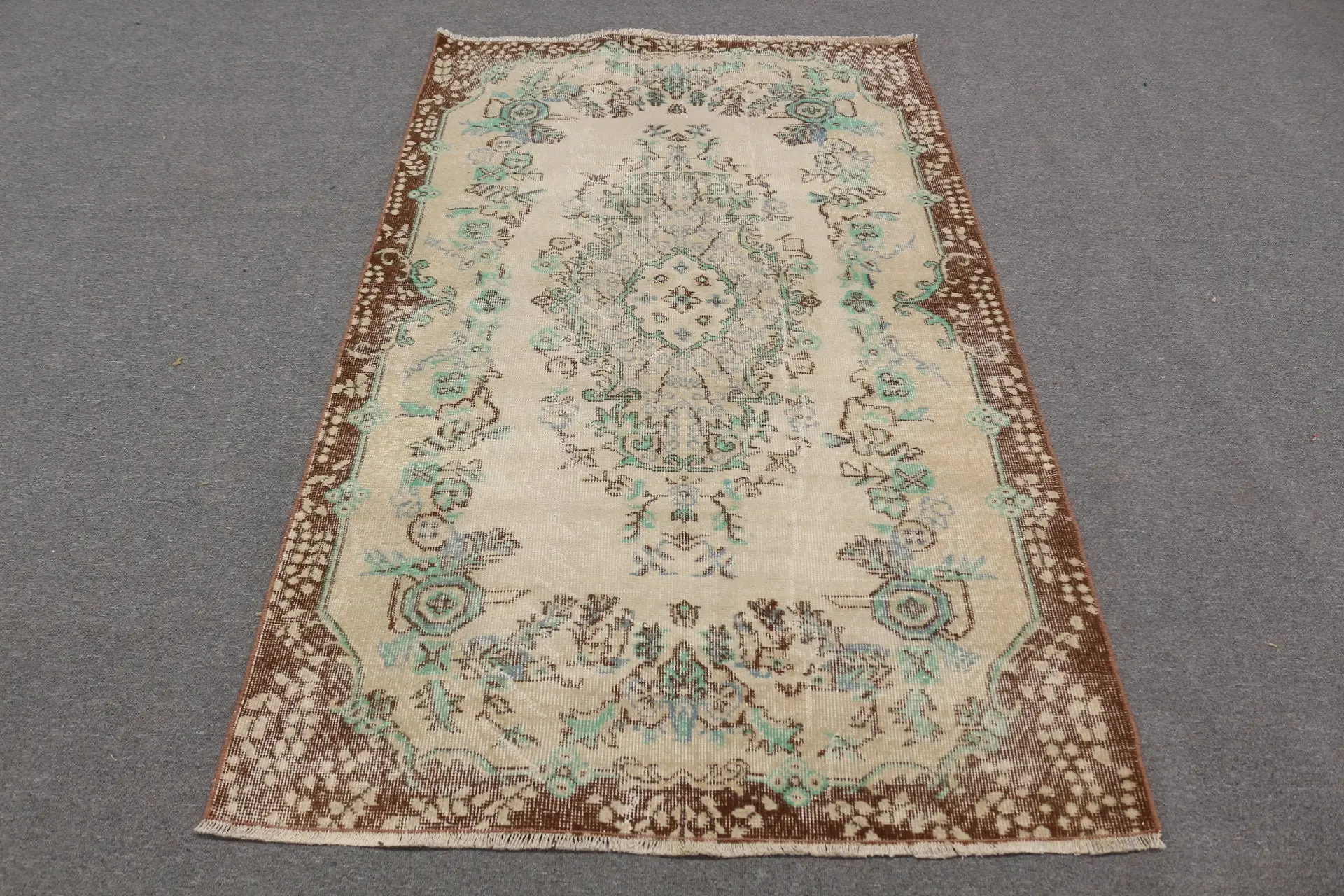 3.9x6.4 ft Alan Vintage Halı, Kahverengi Oryantal Türk Halısı - 1