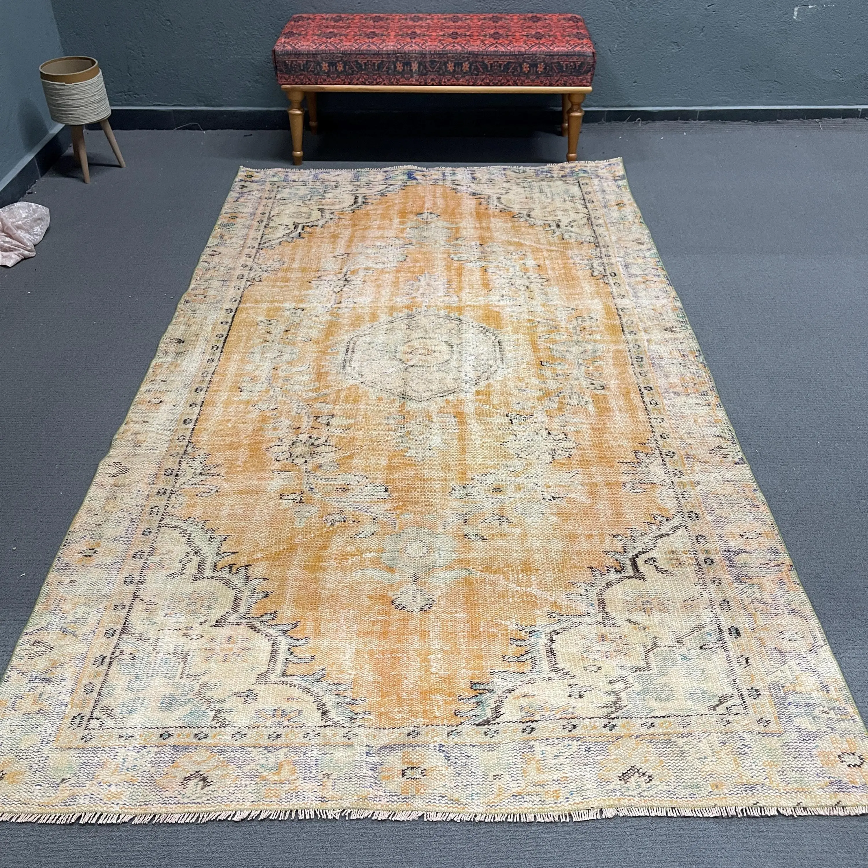 Vintage Halı, 5.2x8.9 ft Türk Halısı, Sarı Mavi Kareli Yün Halı - 1