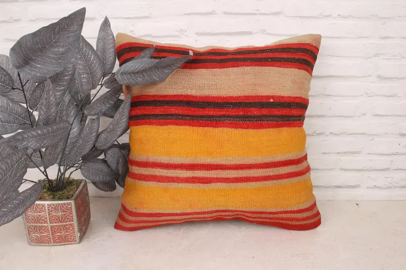 Boho Pillow, Crochet Pattern Pillow Cover, 20x20 Red Cushion Cover, Handmade Pillow, Gift Pillow, Kilim Pillow, Cushion Case - 1