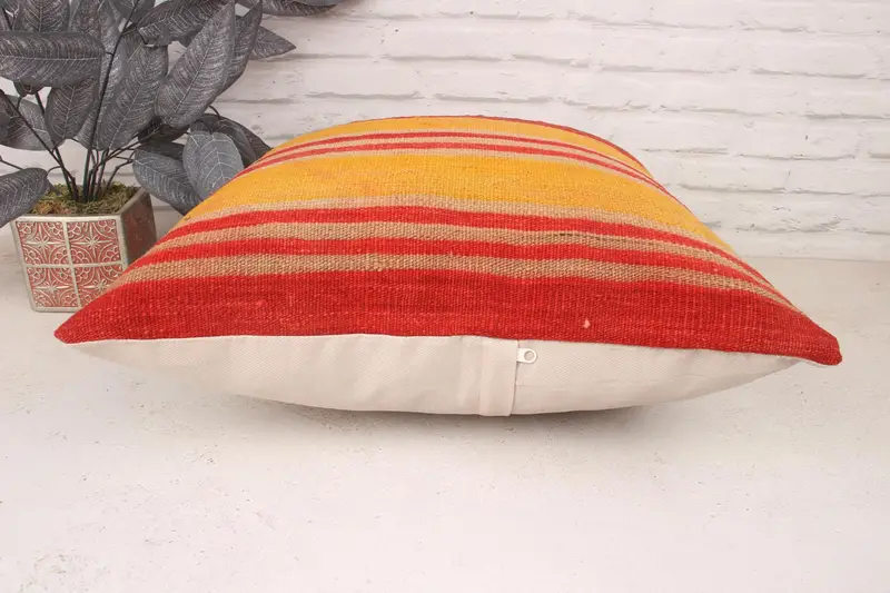 Boho Pillow, Crochet Pattern Pillow Cover, 20x20 Red Cushion Cover, Handmade Pillow, Gift Pillow, Kilim Pillow, Cushion Case - 5