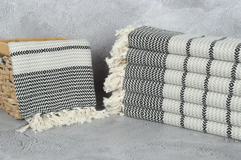 Handwoven Turkish Towel, Bachelor Towel, Turkish towel, Housewarming Gift, Engagement Gift, 80x40 Cotton Diamond Towel, Personalized Beach Towel - 3
