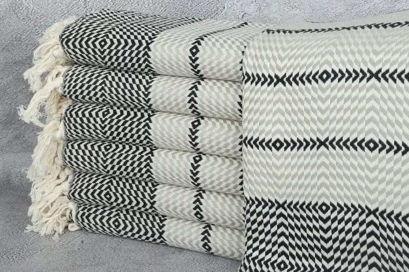 Handwoven Turkish Towel, Bachelor Towel, Turkish towel, Housewarming Gift, Engagement Gift, 80x40 Cotton Diamond Towel, Personalized Beach Towel - 1