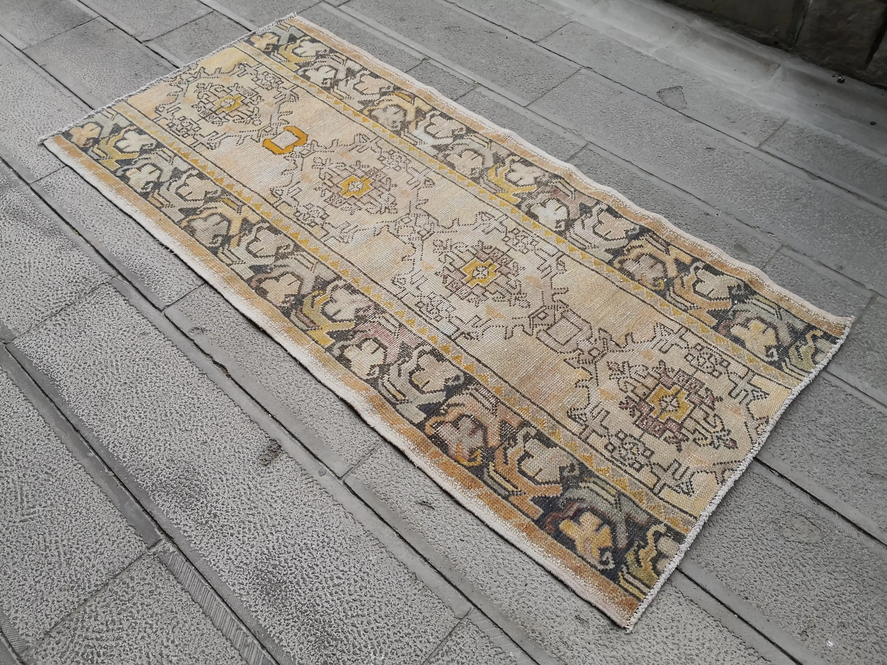 Türk Vurgulu Halı, 3.1x6.7 ft Vintage Halı, Sarı Halı - 1