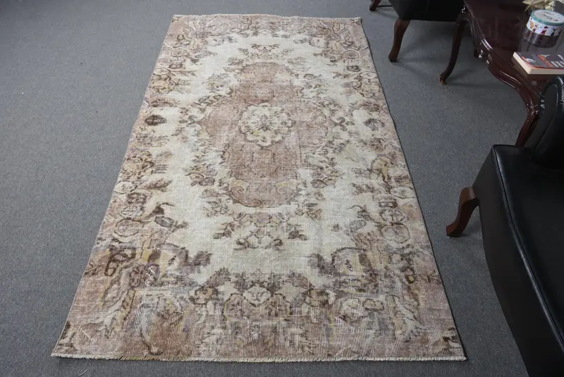 Bej Güneybatı Halısı, Turuncu Desenli 4,1x7,5 ft