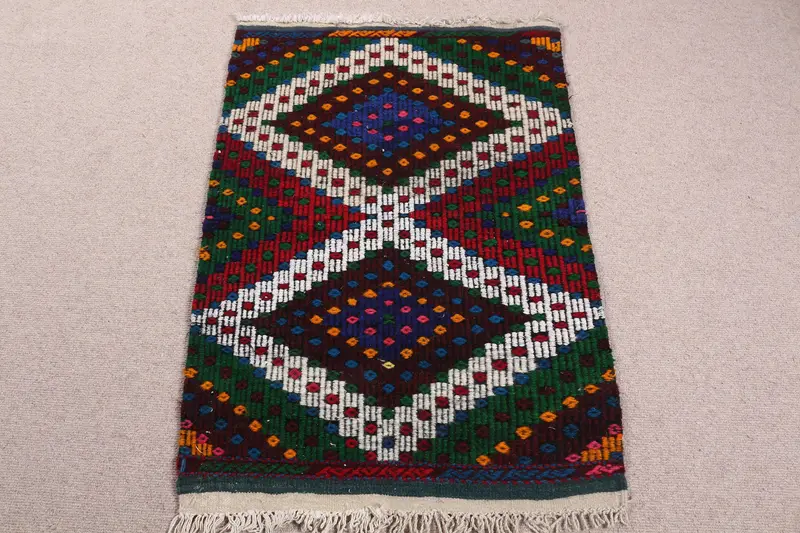 Rainbow Floral Rug, 2,3x3,2 ft Vibrant Decor