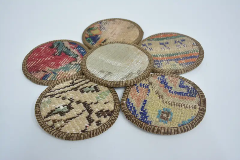 Posavasos redondo bohemio, posavasos de mesa antideslizante beige y rojo