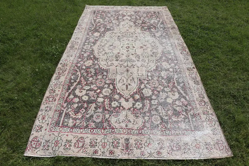 Handmade Black & Beige Rug, 4x8.9 ft Elegant Bordered Design