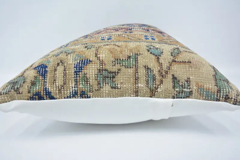 Vintage Kilim Throw Pillow, Sustainable Pillow Case, Home Decor Pillow, Cozy Throw Pillow, Turkish Kilim Pillow, 16x24 Beige Pillow Sham, Cushion - 5