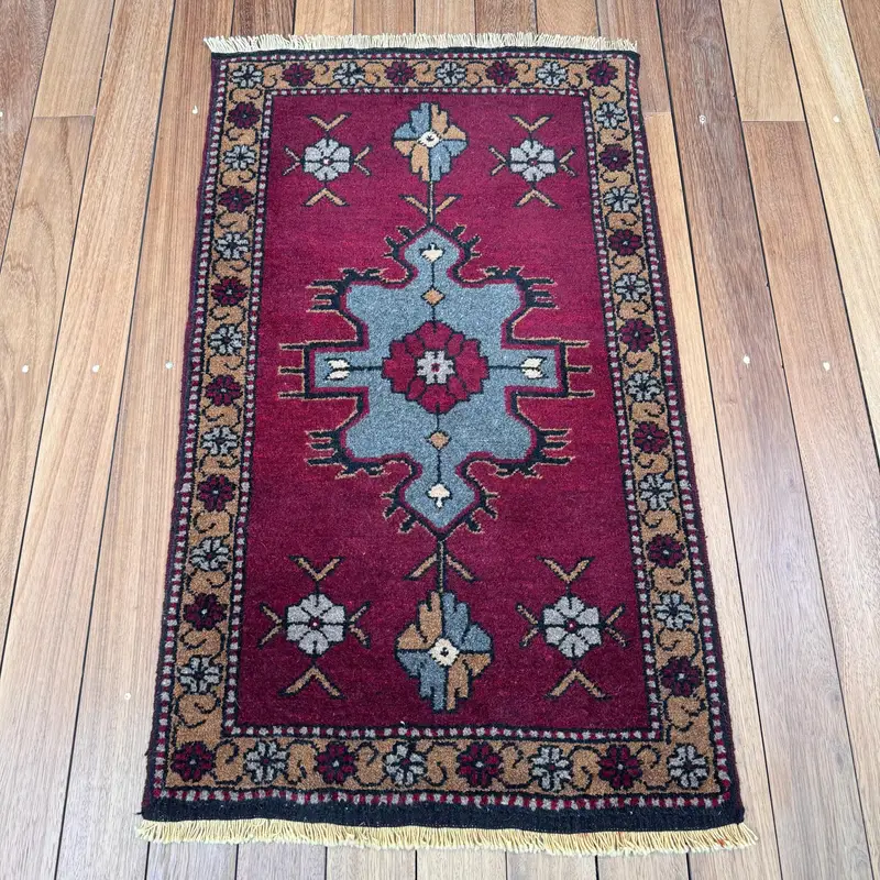 2x3,4 ft Vintage Teppich, türkischer kleiner Teppich, roter orientalischer Wollteppich - 1