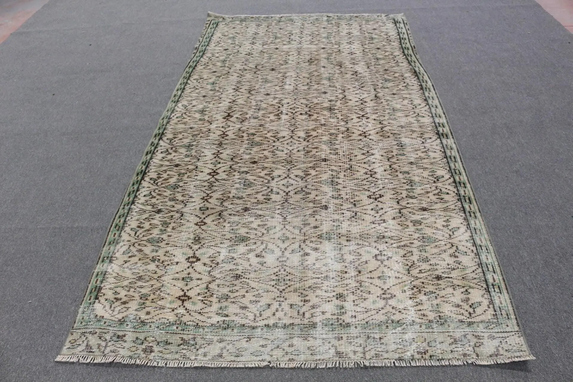 Vintage Türk Halısı, 4.7x8.8 ft Halı, Yeşil Kahverengi Güneybatı Halısı - 1