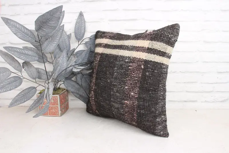 Vintage Pillow, Neutral Pillow Sham, Custom Cushion Case, Pillow for Couch, Kilim Pillow, 18x18 Beige Pillow Sham, Pillow Case - 4