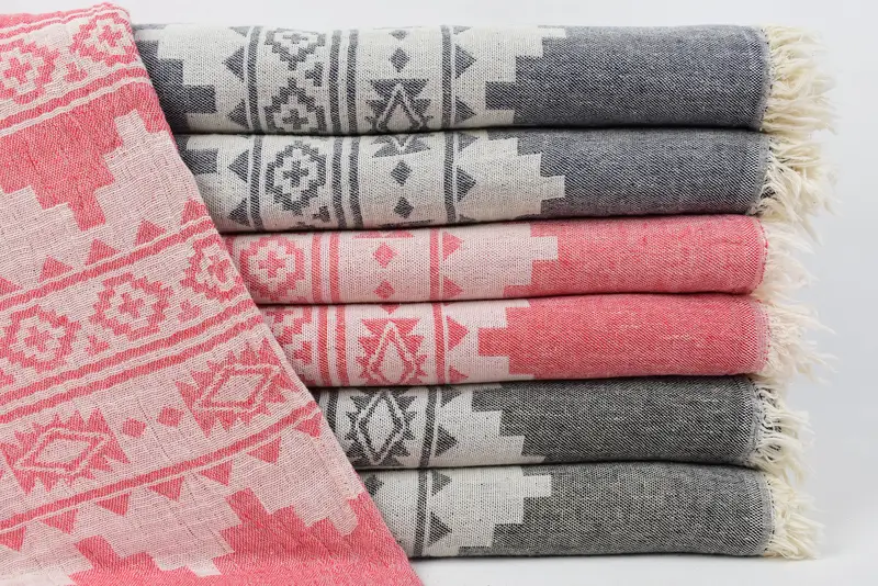 Turkish Beach Blanket, Turkish Bedcover, 92x80 Cotton Kilim Towel, Woven Throw Blanket, Bridesmaid Gifts, Unique Gift, Throw Blanket Couch - 1