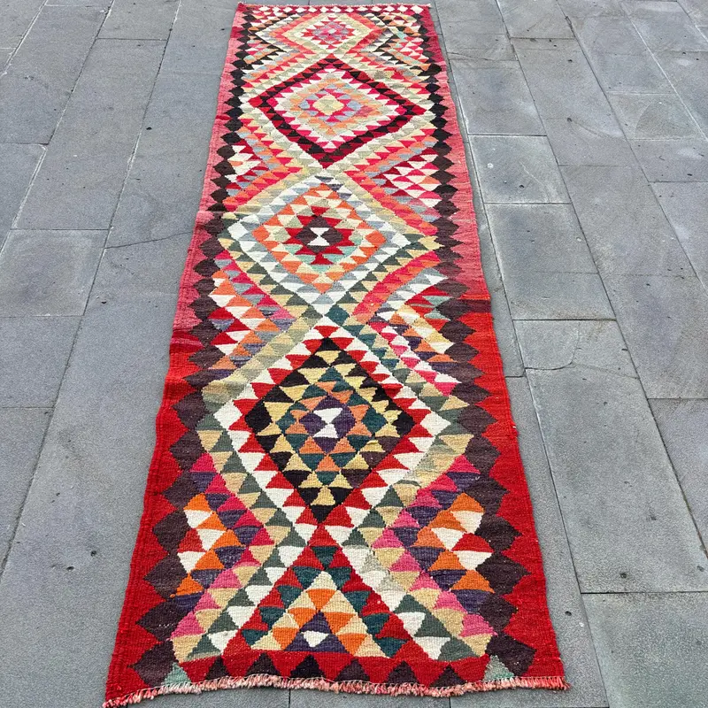 Red & Green Rug, 3x10 ft Chic Check Design