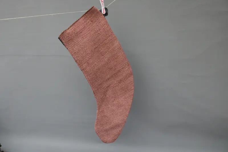 Şenlikli Pembe ve Kahverengi Noel Süsleri Çorabı, 9 İnç Tatil Çorabı