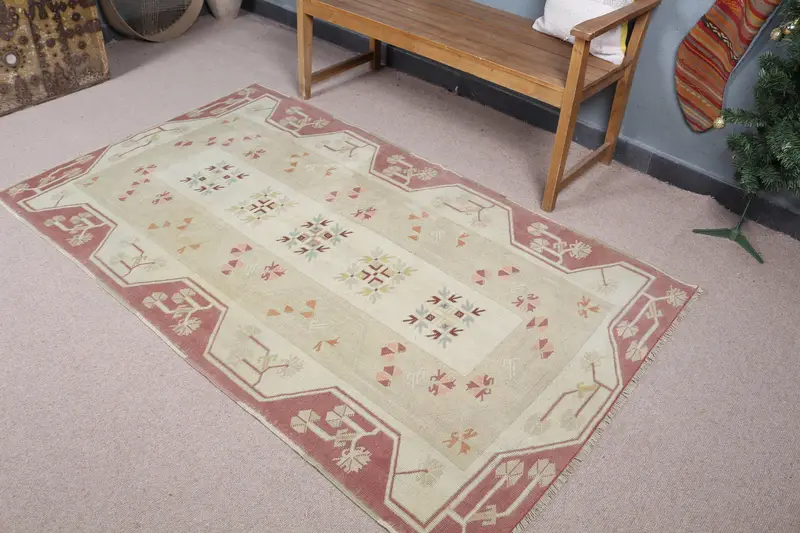 Zarif Bej ve Kırmızı Kareli Halı, 4x6 ft Şık Dekor