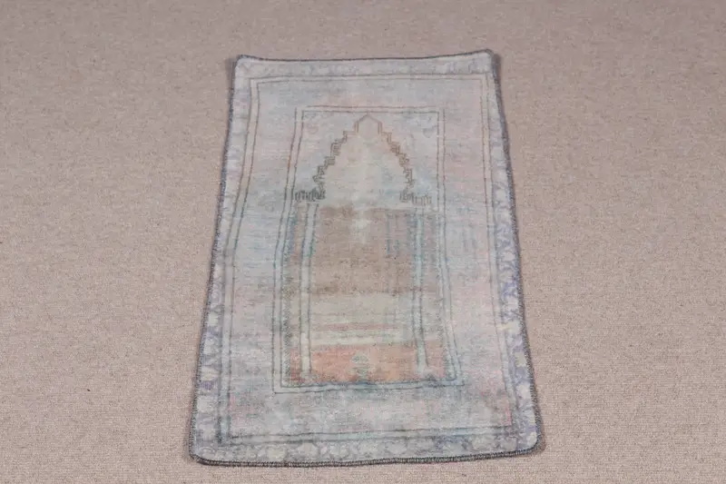 Alfombra floral gris, 1,5x3 pies, elegante diseño de cachemira marrón