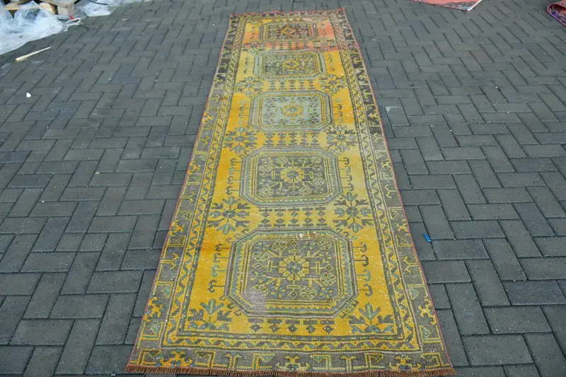 Vintage Oushak Läuferteppich 3,3x10,3 ft (101x314 cm), türkischer gelber Ombré-Wollteppich - 1