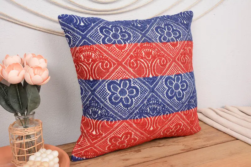 Almohada de tiro floral azul y rojo hecha a mano, cojín vintage 20x20