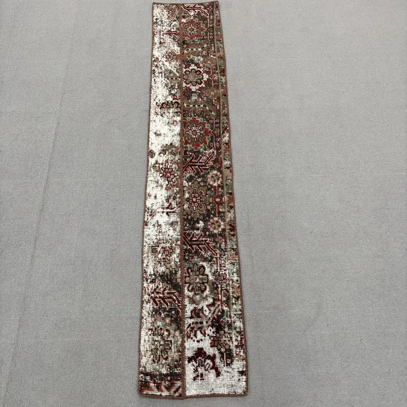 Alfombra 1,1x6,4ft, Blanco con Arcoiris Geométrico Floral