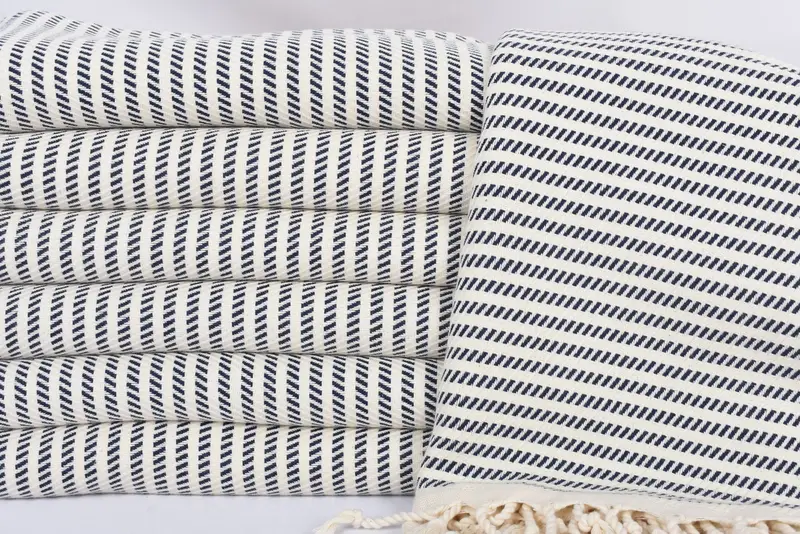 Absorbent Turkish towel, Gift For Best Friend, Turkish beach towel, Beach Size Towel, 70x40 Cotton Polka Dot Towel, Bachelorette Party Favors - 2