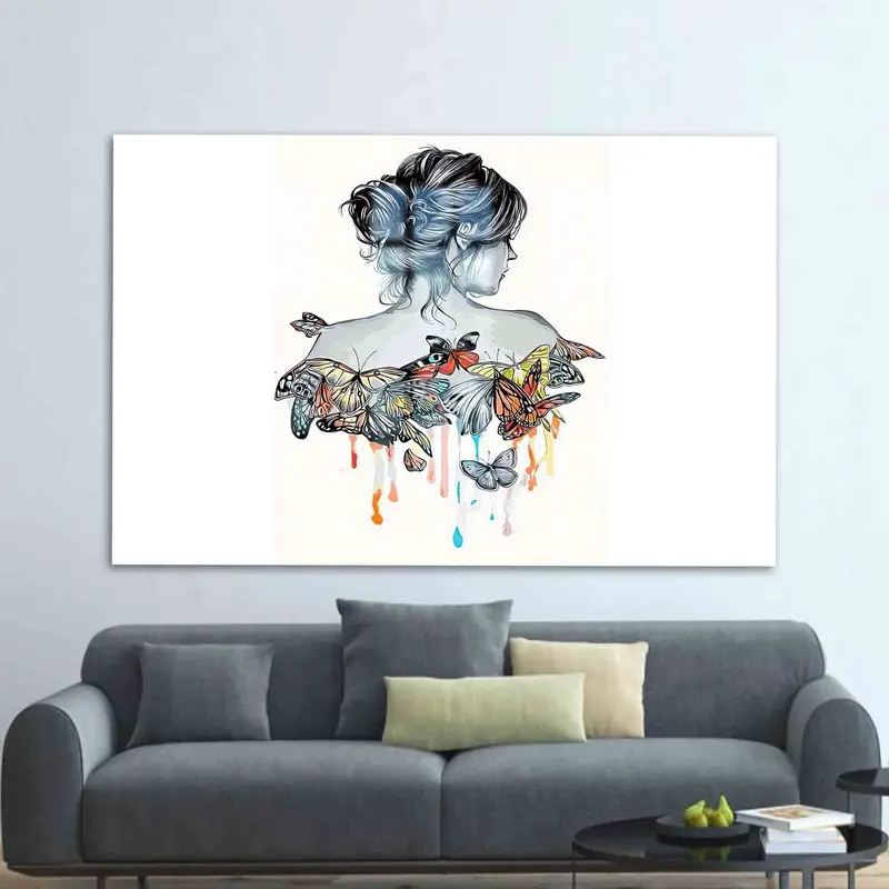 Vidrio impreso elegante: diseño abstracto de mujer y mariposa