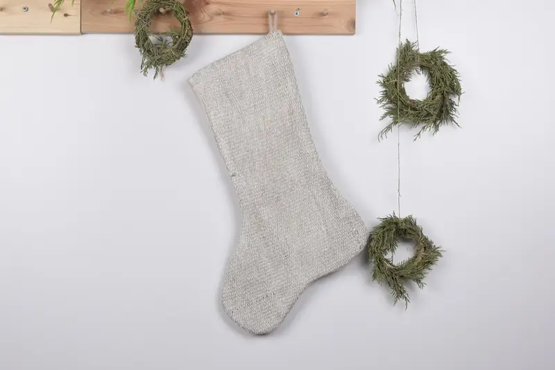 お祝いのクリスマスオーナメントパターン、幅19インチのクリスマスストッキング