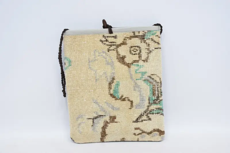 Rave Style ヴィンテージモチーフのウールショルダーバッグ、キリムバッグ