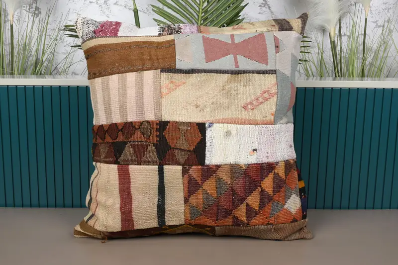 Gesticktes Vintage Patchwork-Wurfkissen, 24x24 handgemachtes Kissen