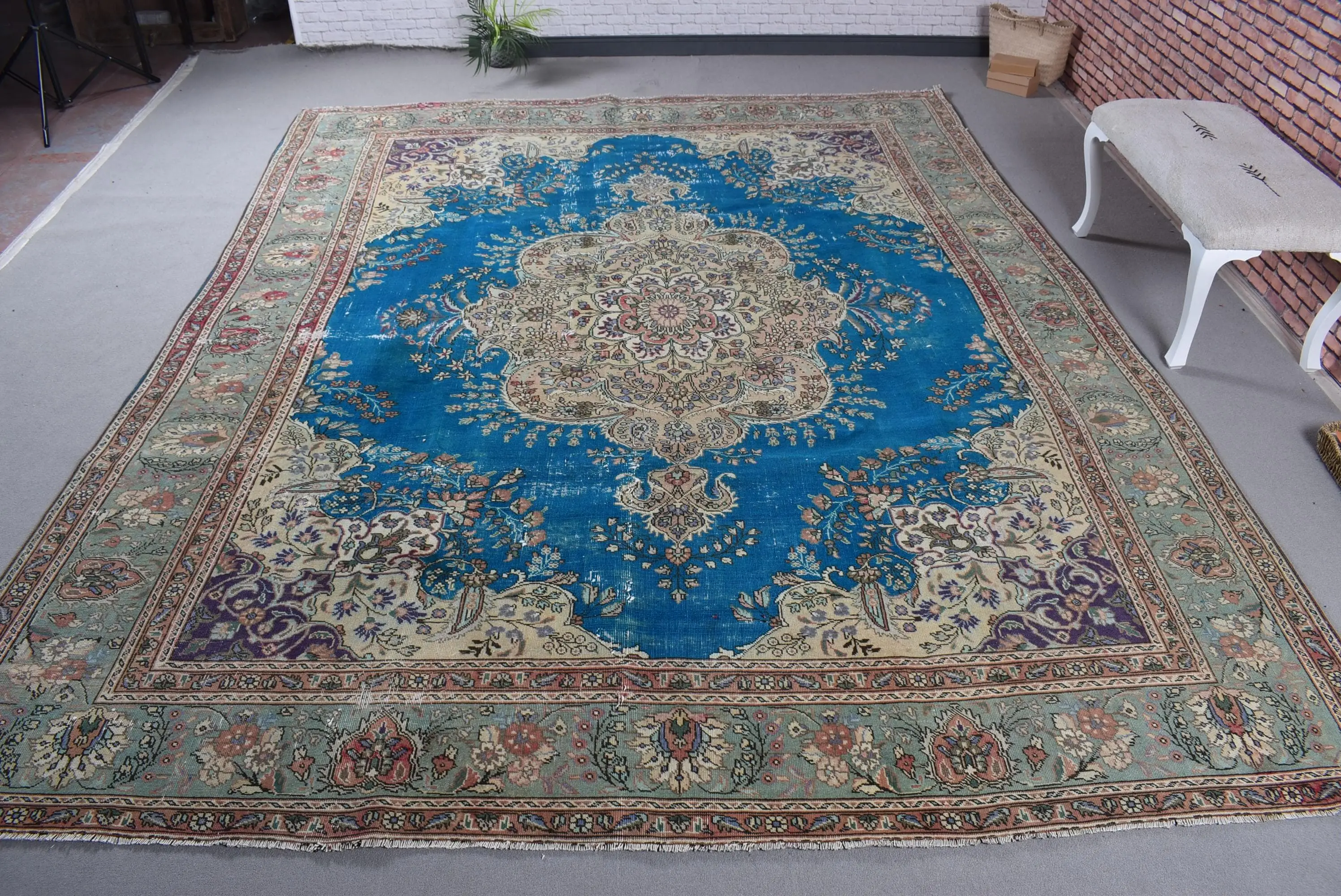 Türkischer Vintage-Teppich, 9,7 x 11,8 Fuß, blauer Ikat-Wollteppich - 1